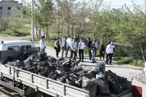 Машина с мусором