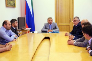 c98f94f40157770b2c759e6a29a9730b_L