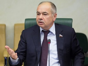 Умаханов