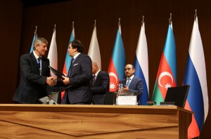 Фото_гарантируя безопасность бизнесу