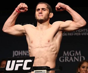 Ислам Махачев