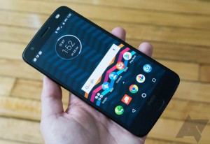 Фото_Крепкий смартфон