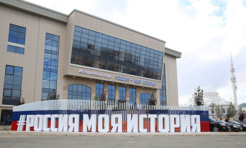 eb504cd479799bc6b7814331e31dce8a-1