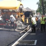 На 18 улицах Хасавюрта укладывают асфальт Новости