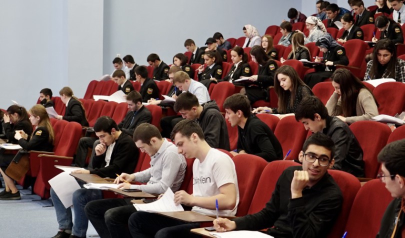 7ae0f28ad09c40ee688f02da5e111808_XL