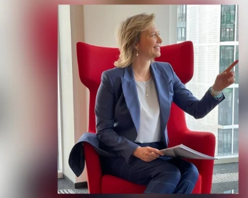 2c42a4e64a91ec5c88eee5f5cabd945a_XL