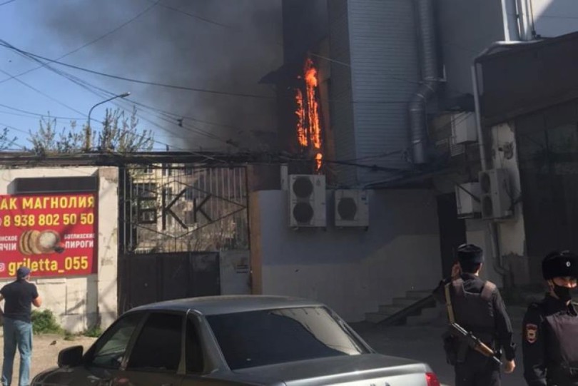 fe7bade8b12e1a477a0d7d9aa5dc0603