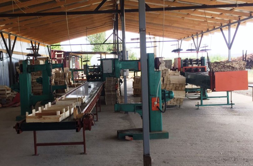 E2B57661-FD6D-4DF1-8D2D-A989BC1B0E7B