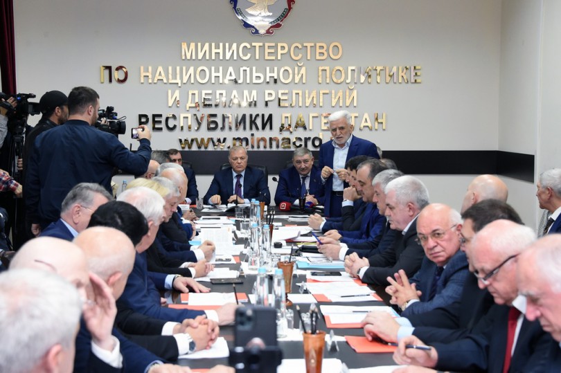 cd9d8072b414ba65bab302507bb5388e