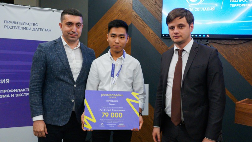 03d766761e0cbd07ed283936d1f0ffe9