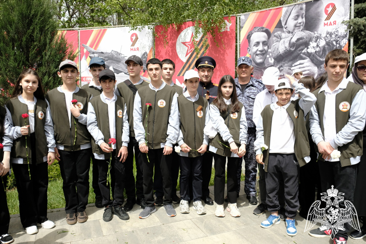 dscf9537_small_pillarboxed