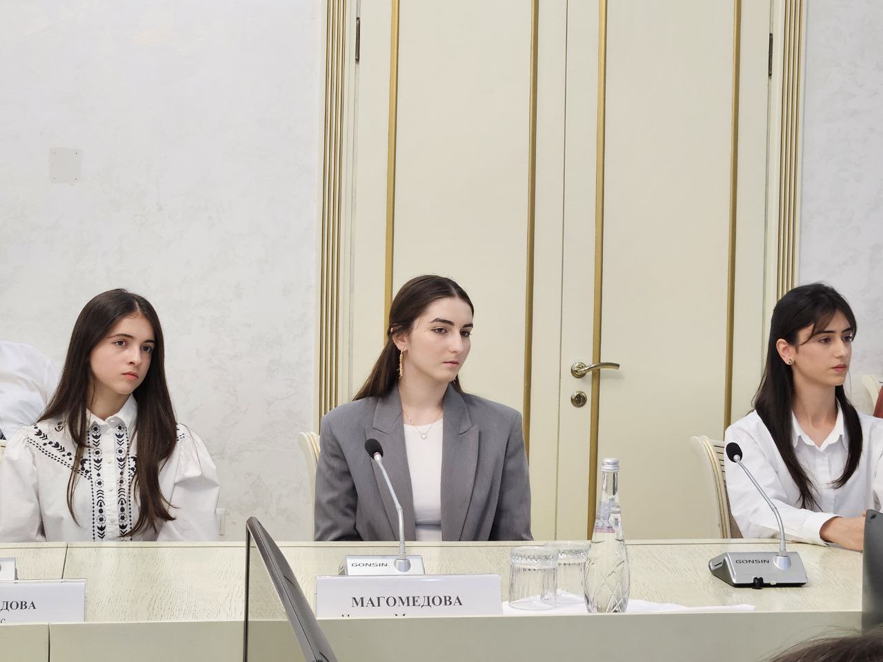 Фото_мелкие-образование_сайт Минобрнауки РД